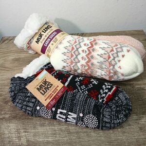Muk Luks women's fuzzy chenille cabin socks 3 pairs size L/XL.